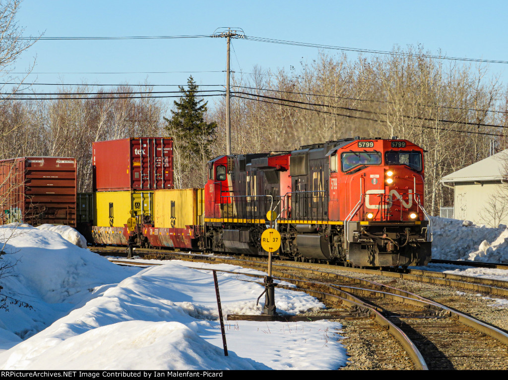 CN 403 in Riviere-Du-Loup